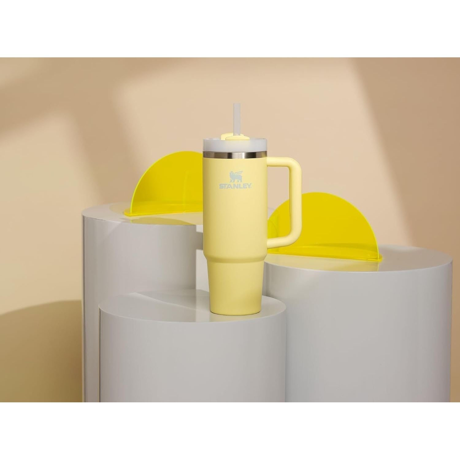 STANLEY Quencher H2.0 Tumbler with Handle and Straw 30 oz | Flowstate 3-Position Lid | Cup Holder Compatible for Travel | Insulated Stainless Steel Cup | BPA-Free | Pomelo