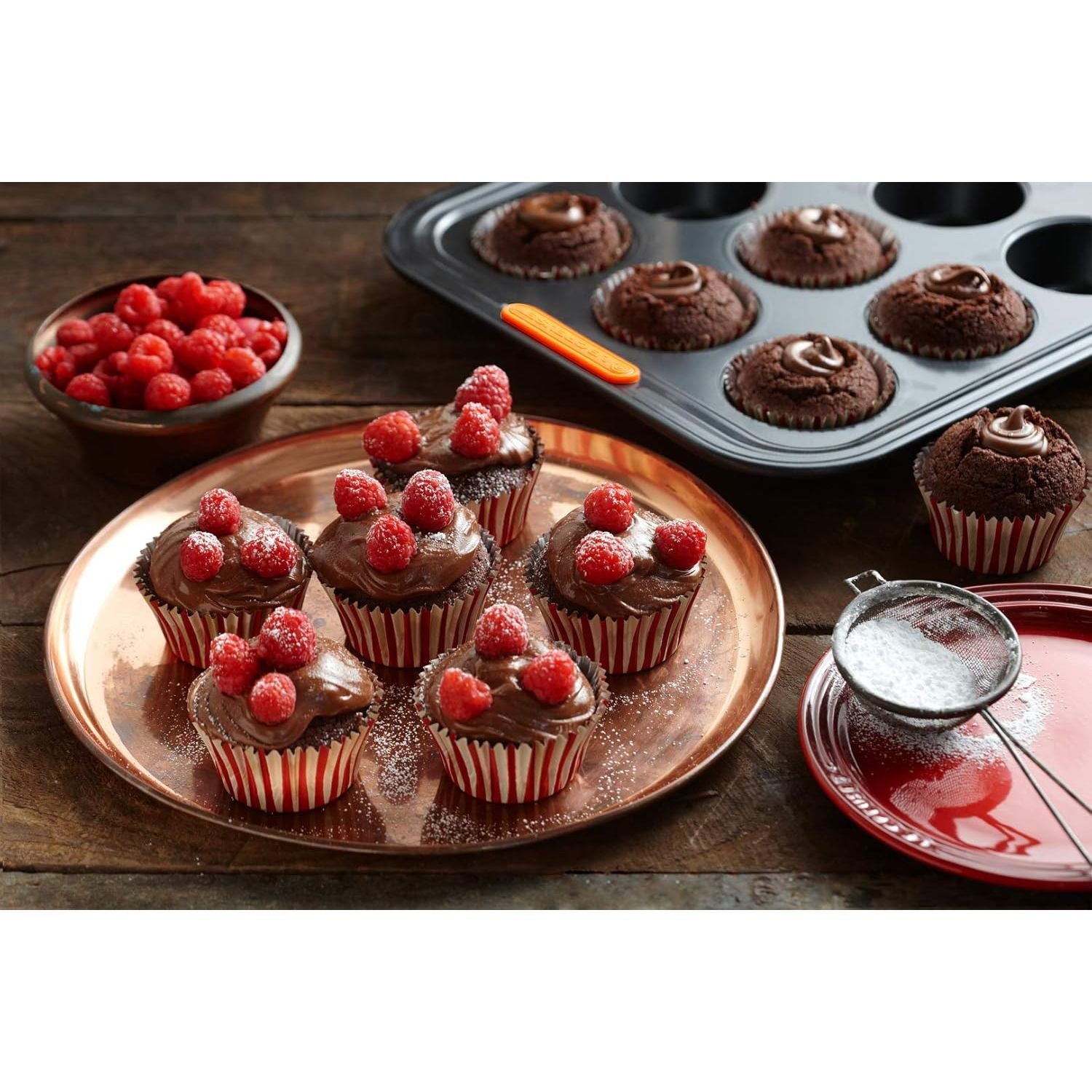 LE CREUSET 12 Cup Muffin Tray, 1 Each