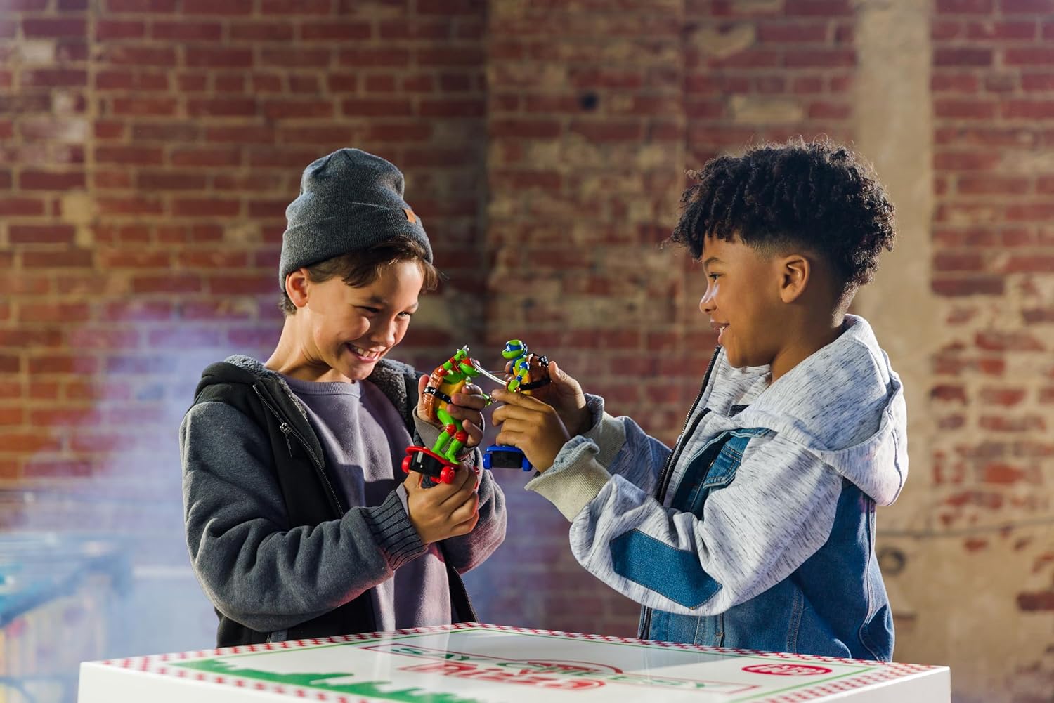 Teenage Mutant Ninja Turtles 5" Sewer Shredders Leonardo Movie Edition, Ages 3+, Pretend Play Toy Figure Playsets, Shred and Battle with TMNT Skate Toy!