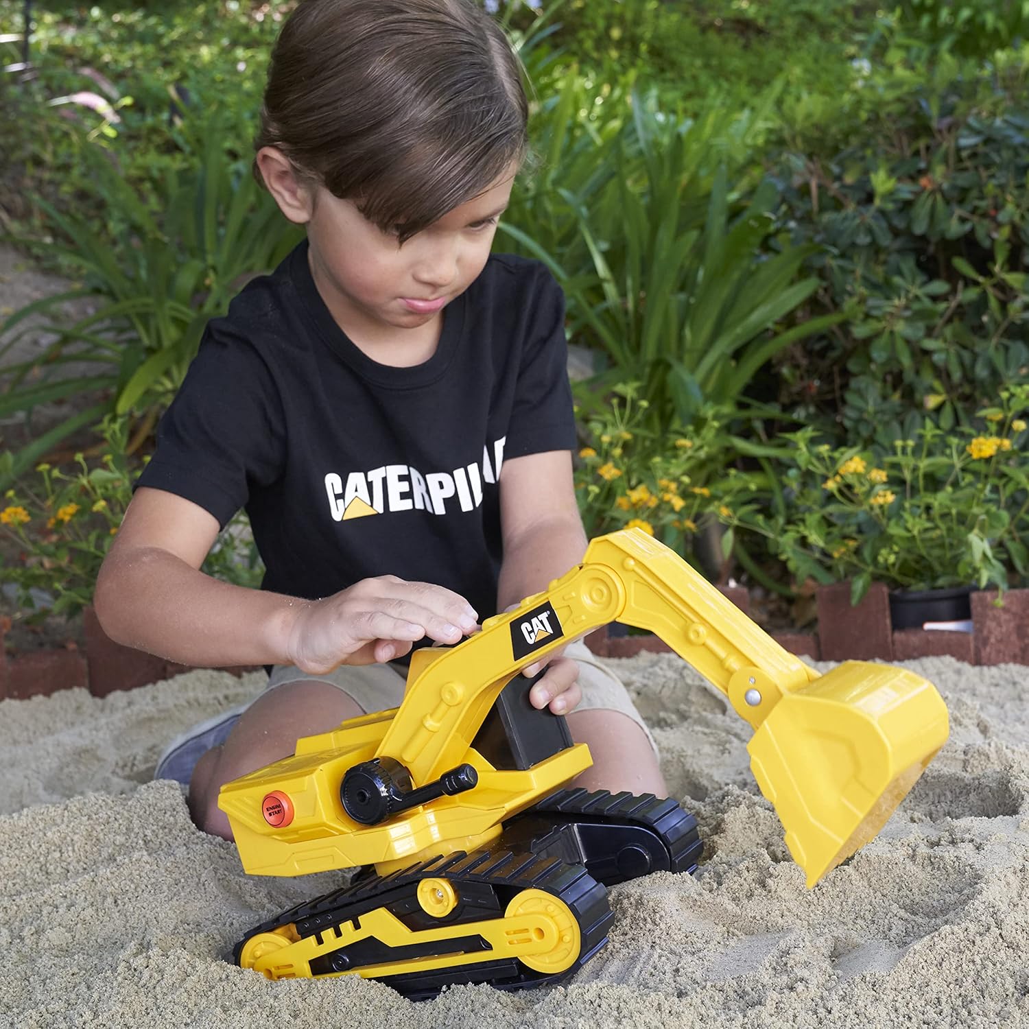 Cat Construction Power Haulers Excavator - Motion Drive Technology and Lights & Sounds Toy Truck for Kids Ages 3+, Durable Yellow Construction Vehicle